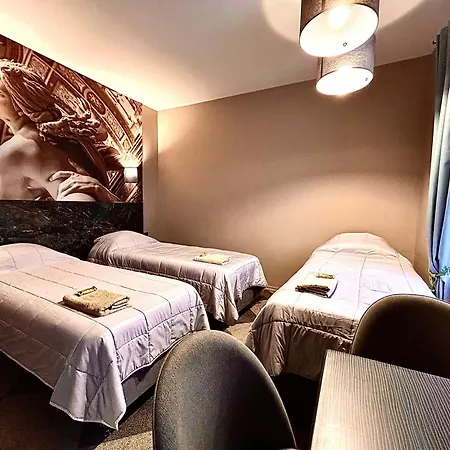 Traditional Narva House - Triumvirate 6 *