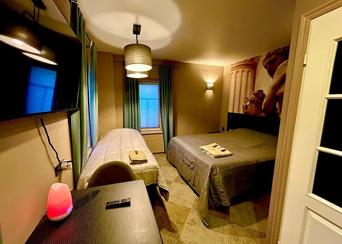 여관 Best Apartments Narva 나르바